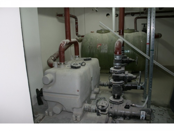 Установка канализационной насосной установки HOMA с жироуловителем 